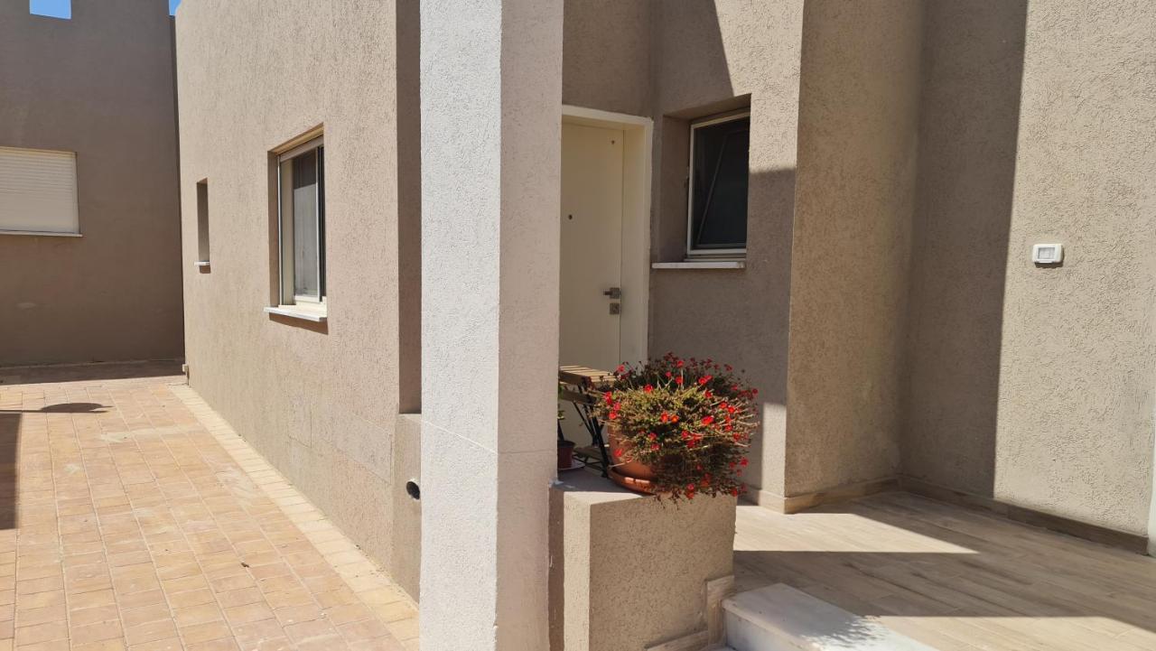 Alex'S Desert Place Be'er Ora Exterior photo